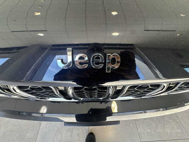 Used 2023 Jeep Grand Cherokee L Overland AWD/4WD image 30