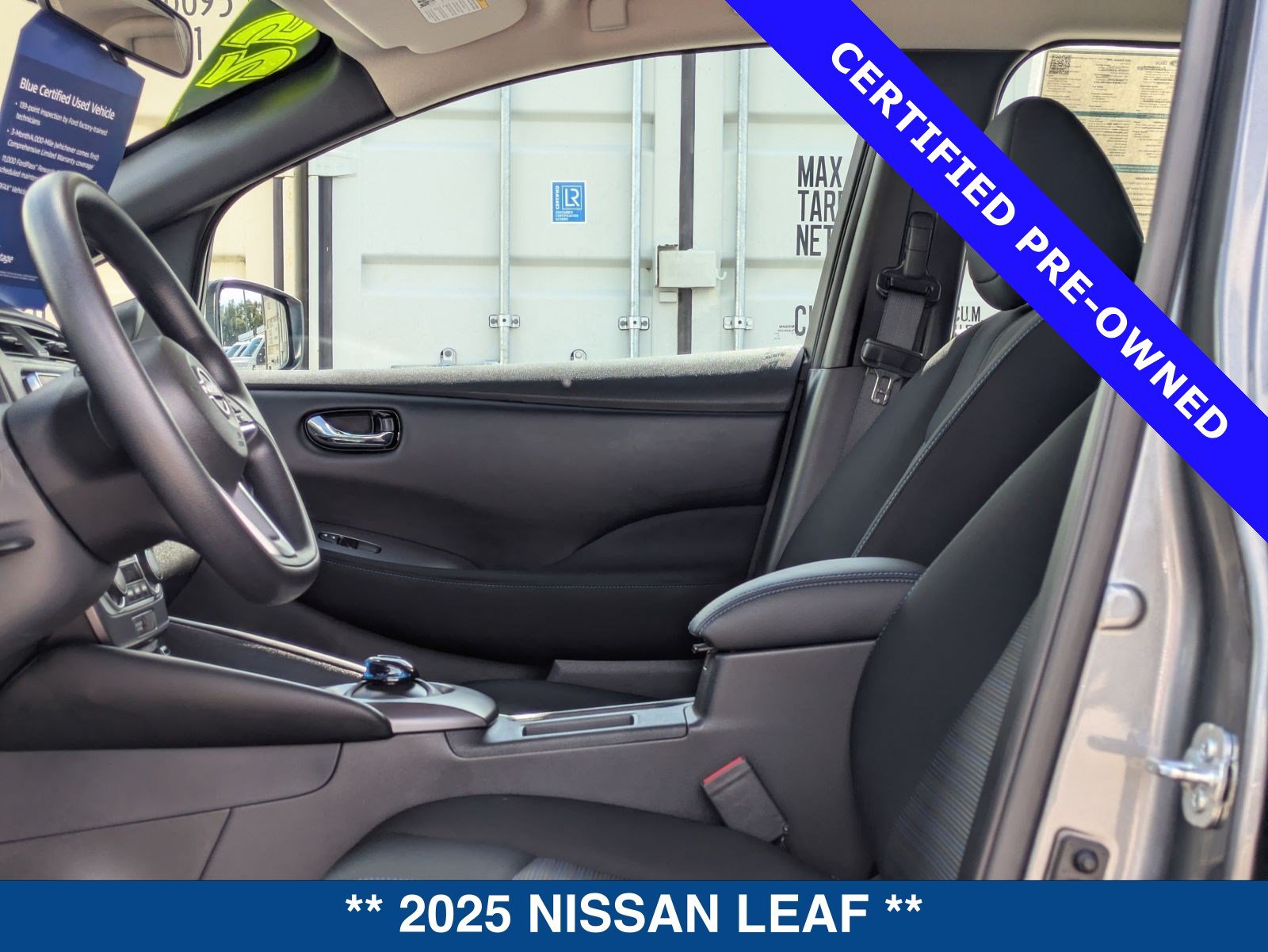 Used 2025 Nissan Leaf S FWD image 21