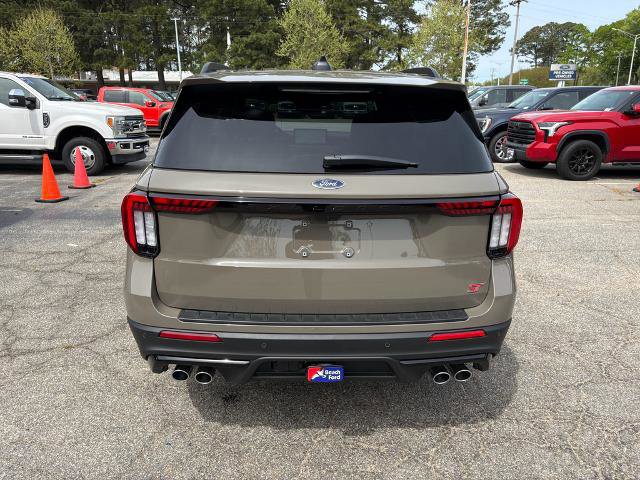 Certified 2026 Ford Explorer ST w/ Sun And Sound Package image 4