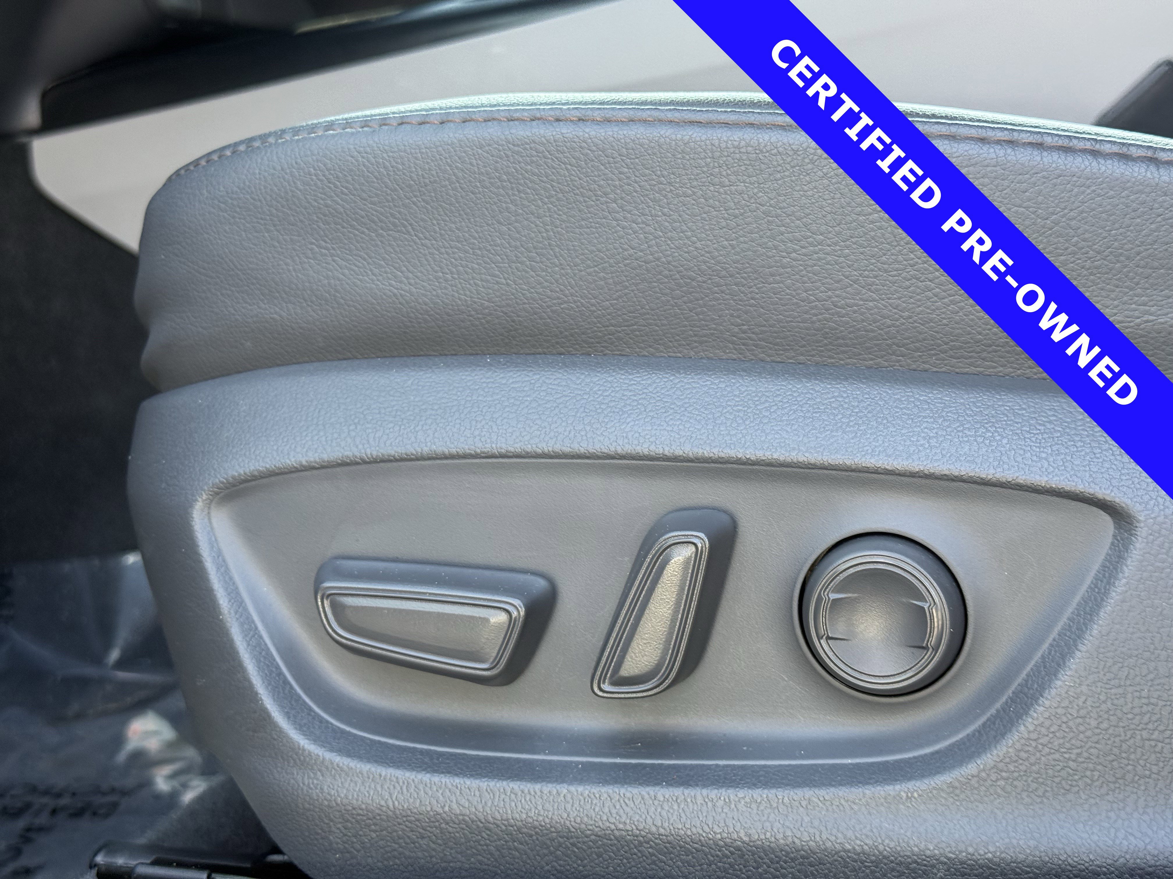 Used 2018 Toyota Camry XLE image 20