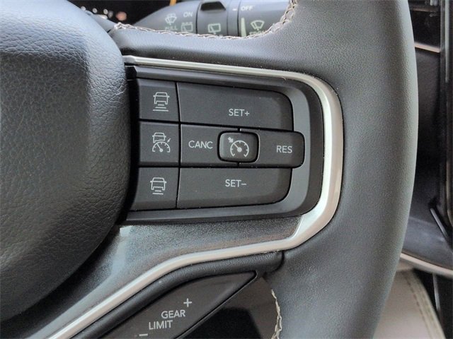 Used 2023 Jeep Wagoneer 2WD w/ Convenience Group I image 24