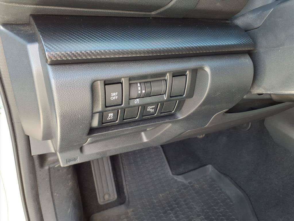 Used 2019 Subaru Crosstrek 2.0i Premium w/ Eyesight System AWD/4WD image 9