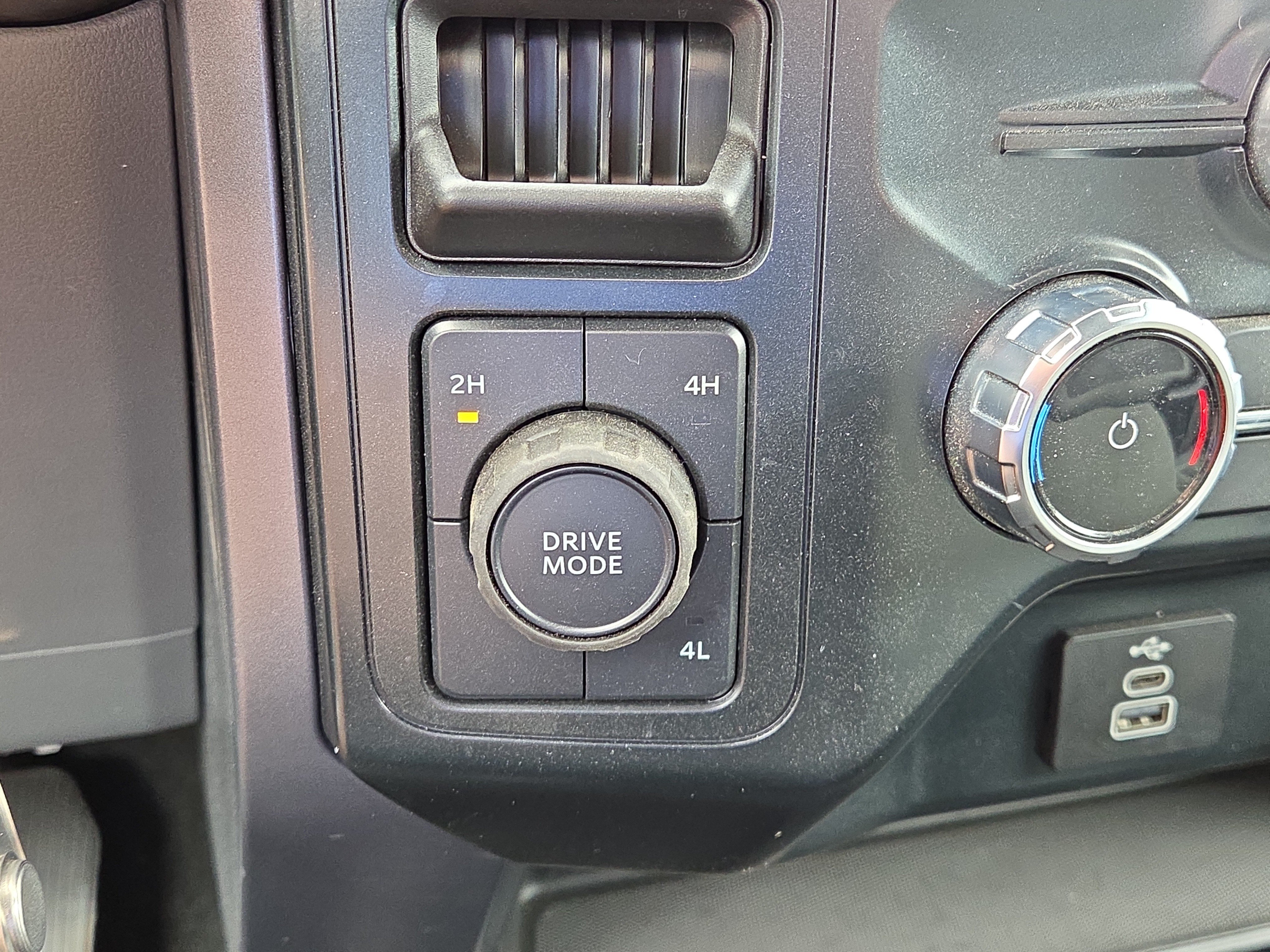 Certified 2025 Ford F150 XLT w/ Equipment Group 301A Standard AWD/4WD image 25