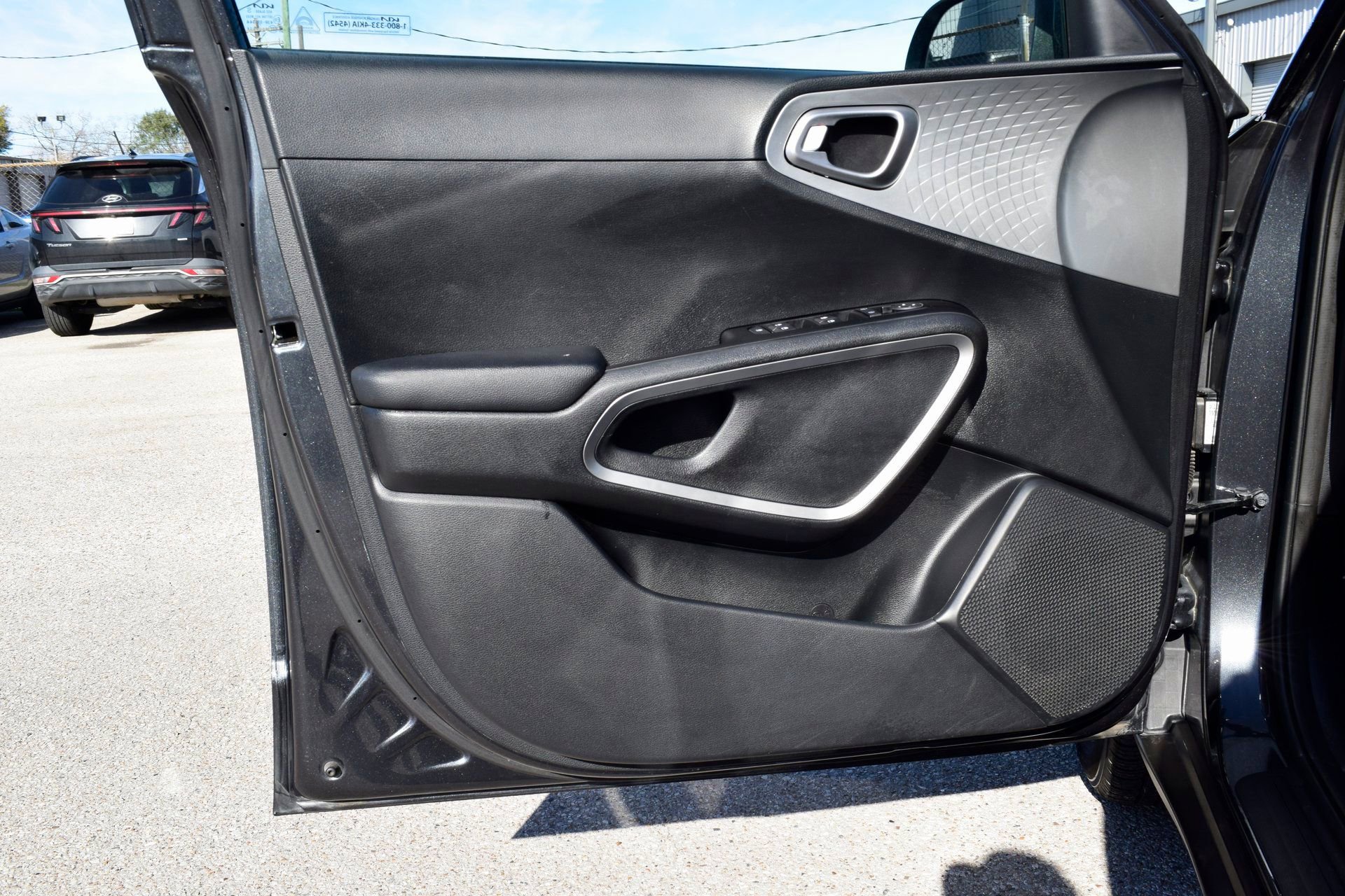 Used 2024 Kia Soul LX w/ Option Group 015 image 19