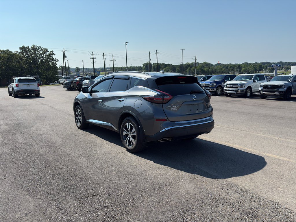Used 2021 Nissan Murano SV FWD image 2
