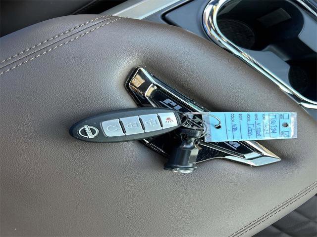 Used 2024 Nissan Titan Platinum Reserve w/ Moonroof Package image 37