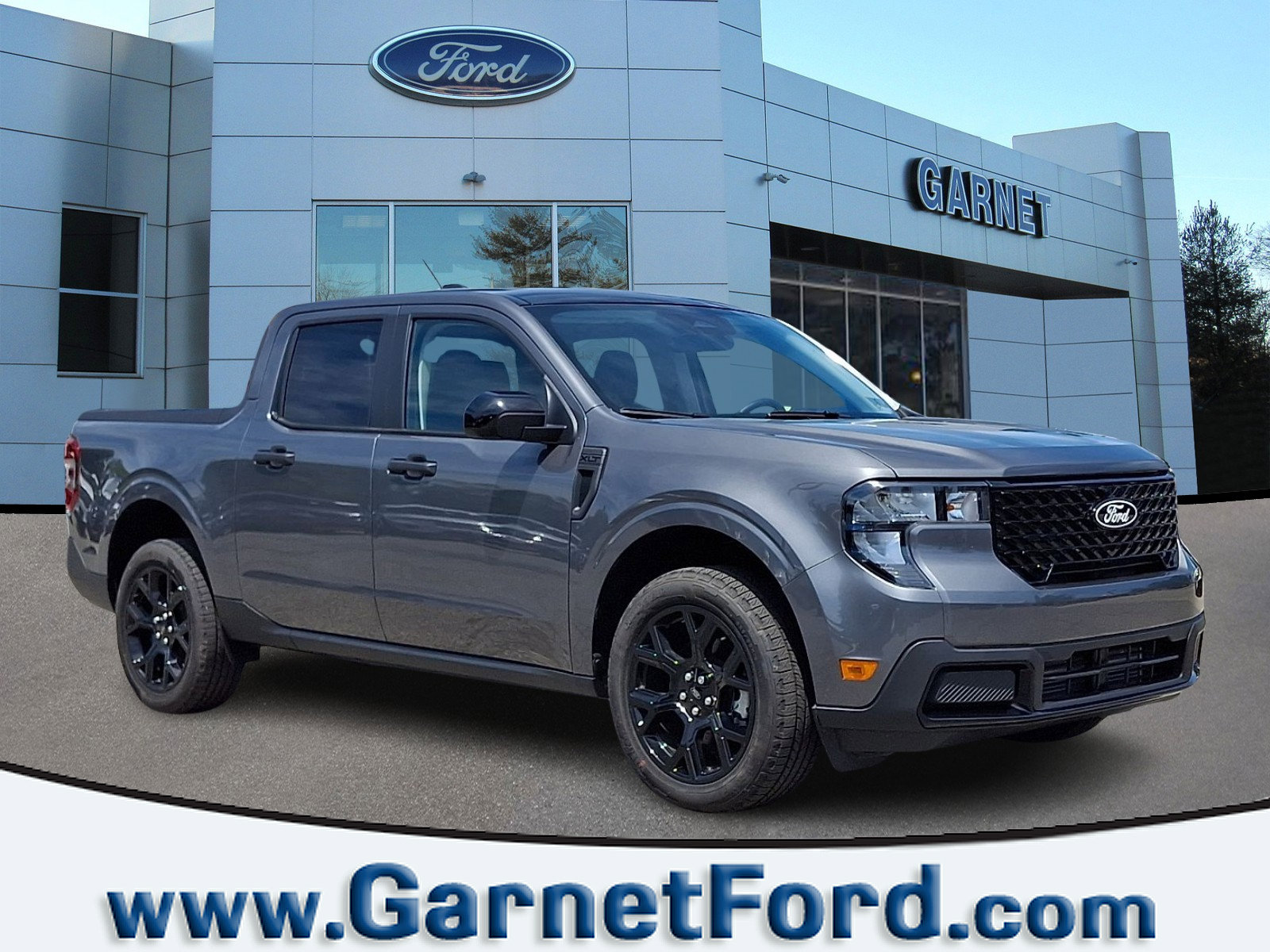 Certified 2025 Ford Maverick XLT w/ XLT Luxury Package AWD/4WD image 1