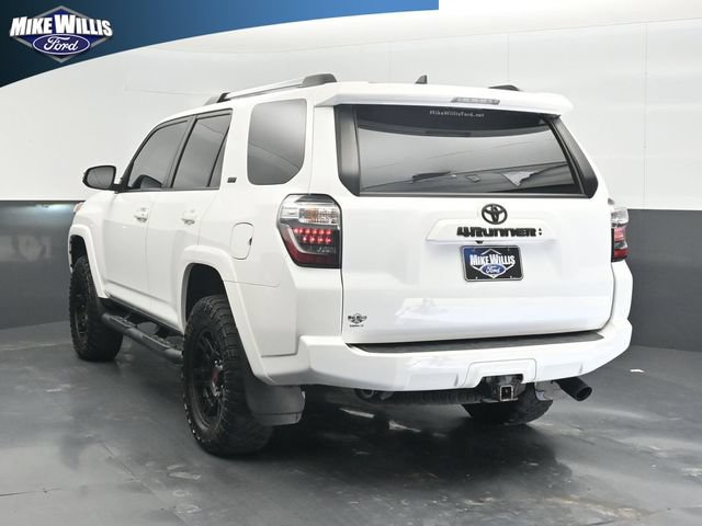 Used 2023 Toyota 4Runner SR5 Premium w/ Moonroof Package RWD image 5
