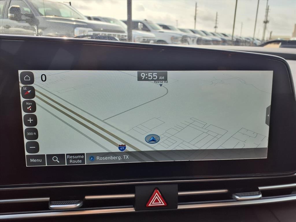 Used 2024 Hyundai Elantra SEL image 10