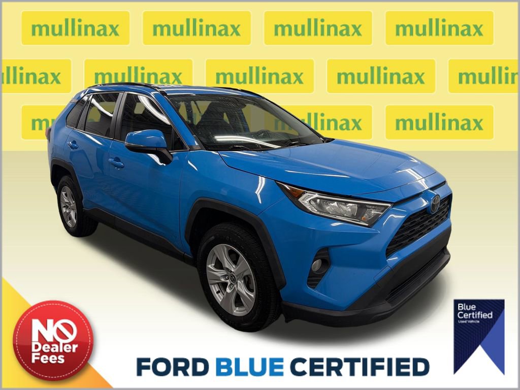 Used 2020 Toyota RAV4 XLE FWD image 1