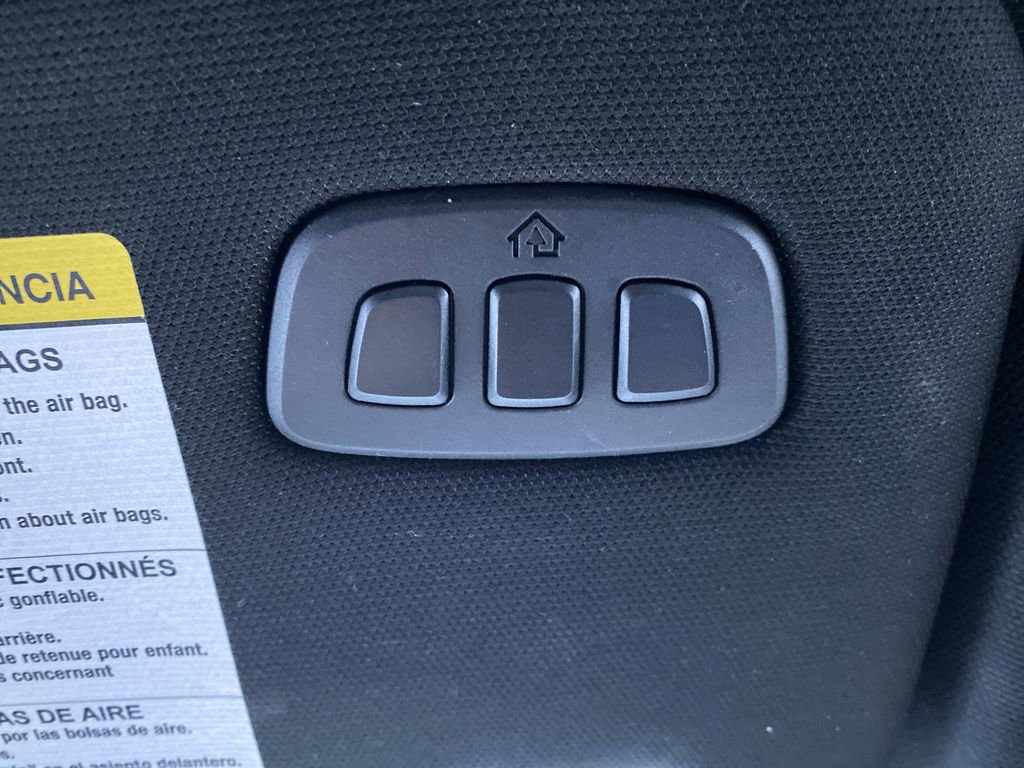 Certified 2025 Ford Explorer ST-Line image 35