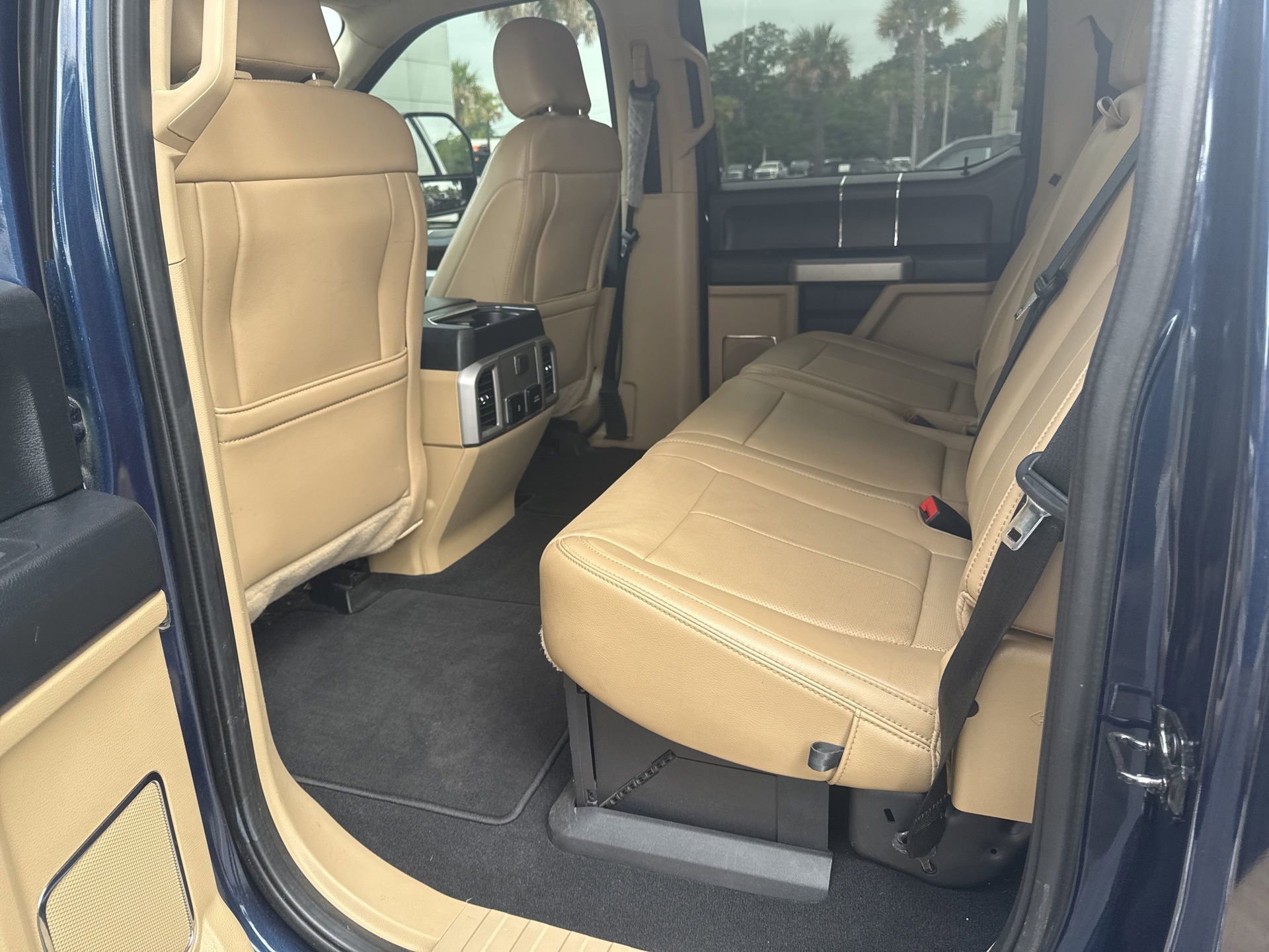 Certified 2020 Ford F350 Lariat w/ Lariat Value Package AWD/4WD image 11