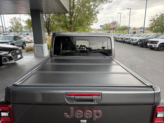 Used 2022 Jeep Gladiator Rubicon w/ LED Lighting Group AWD/4WD image 19