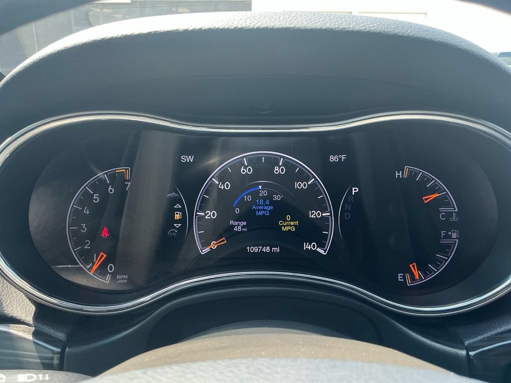 Used 2019 Jeep Grand Cherokee Limited AWD/4WD image 19