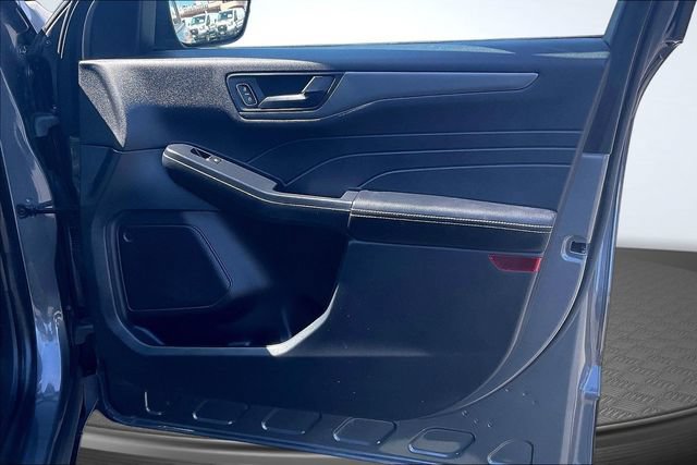 Certified 2025 Ford Escape Active FWD image 23
