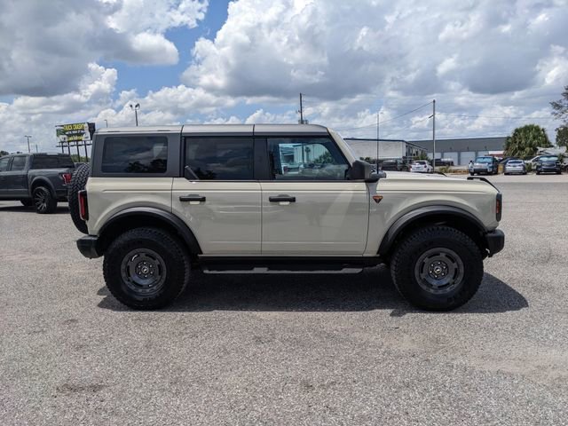 Certified 2025 Ford Bronco Badlands w/ Sasquatch Package AWD/4WD image 3