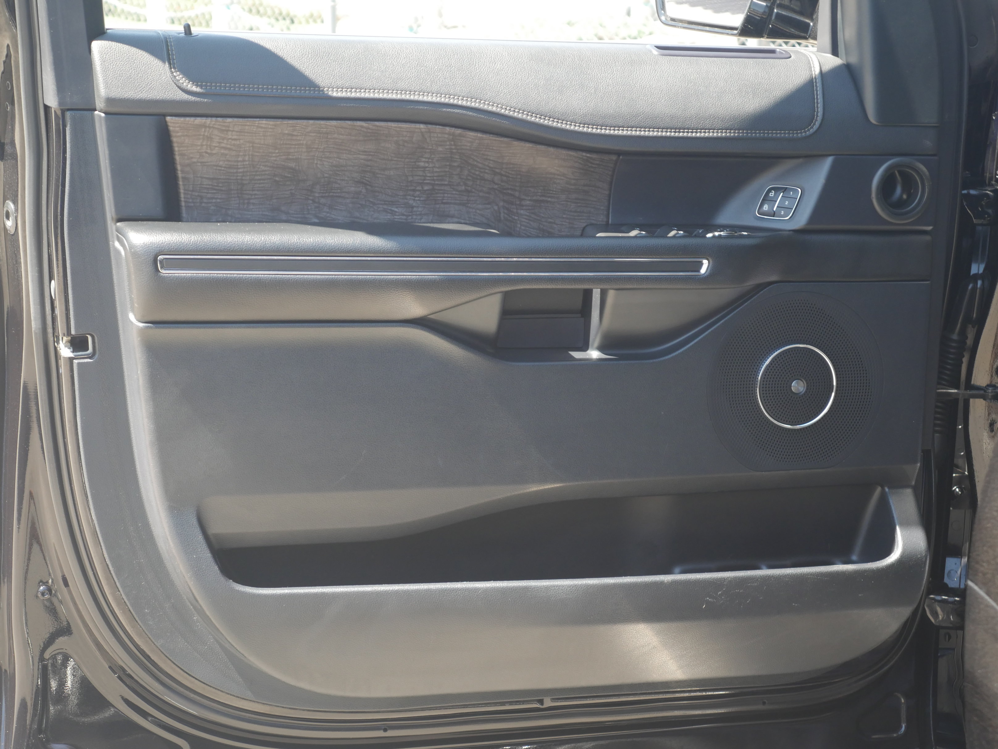 Certified 2021 Ford Expedition Max Limited AWD/4WD image 37