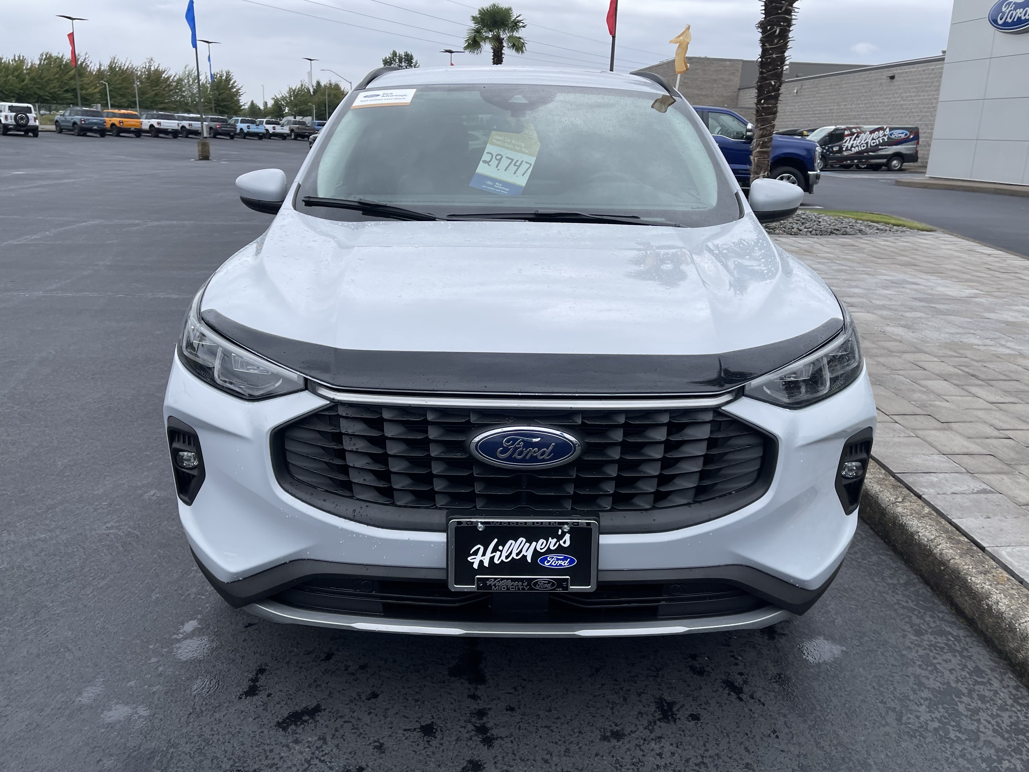 Certified 2025 Ford Escape Platinum AWD/4WD image 6