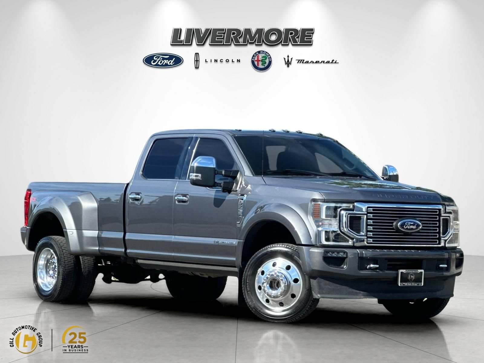 Certified 2022 Ford F450 Platinum w/ FX4 Off-Road Package