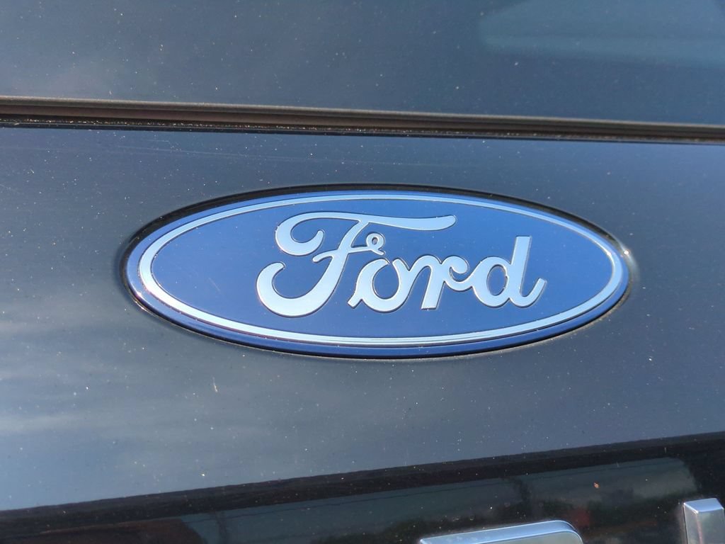Certified 2025 Ford Expedition Active RWD image 6