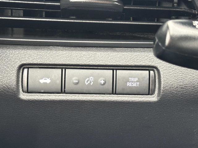 Used 2024 Nissan Altima 2.5 SR image 17