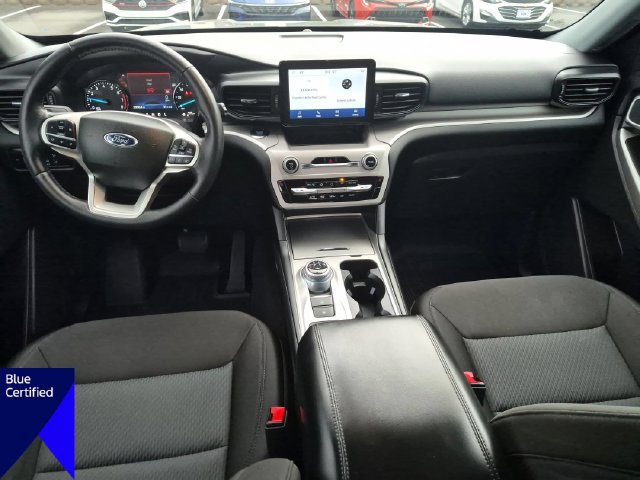 Certified 2023 Ford Explorer XLT RWD image 29