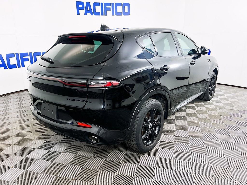Used 2024 Dodge Hornet R/T w/ R/T Blacktop Package AWD/4WD image 9