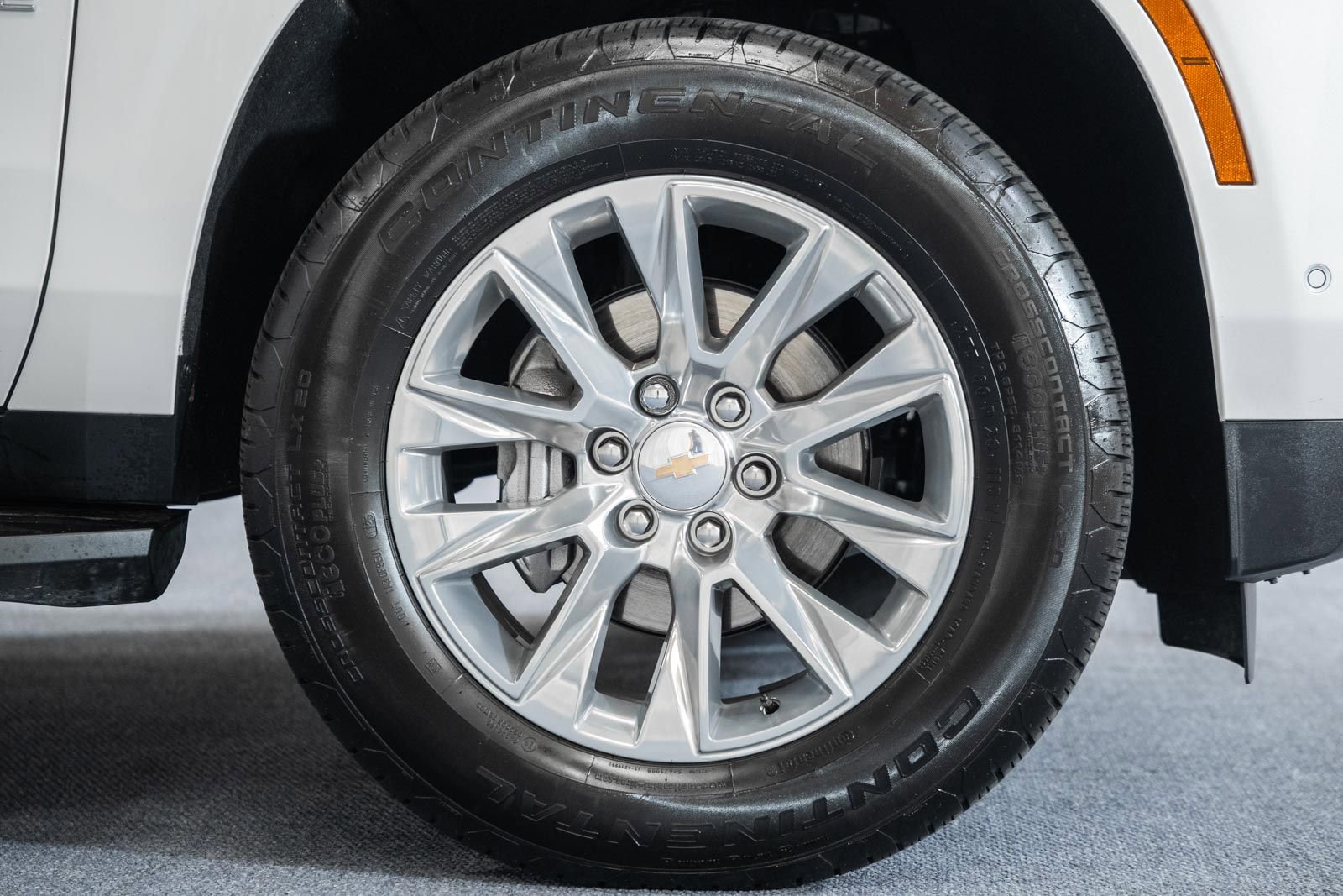 Used 2025 Chevrolet Tahoe Premier w/ Sun And Tow Package image 17