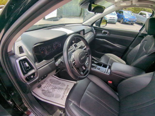 Used 2023 Kia Sorento S w/ Panoramic Sunroof Package FWD image 15
