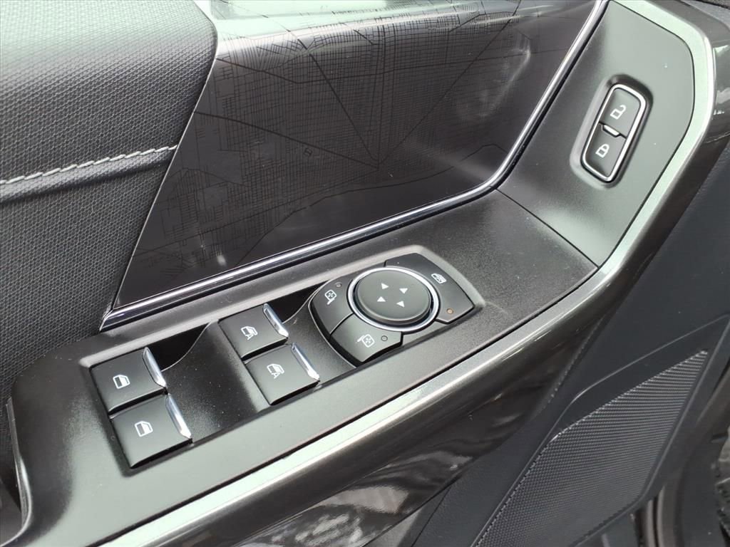 Certified 2022 Ford F150 XLT w/ Equipment Group 302A High image 18