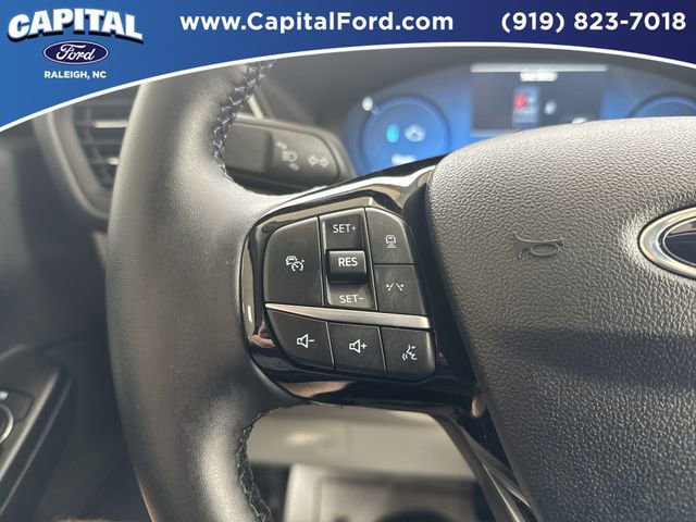 Certified 2025 Ford Escape SE w/ PHEV Premium Package image 21