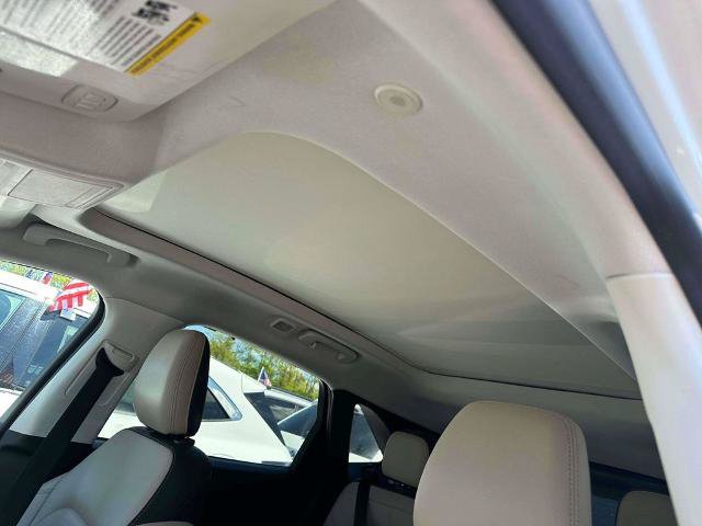 Certified 2021 Ford Escape Titanium AWD/4WD image 21