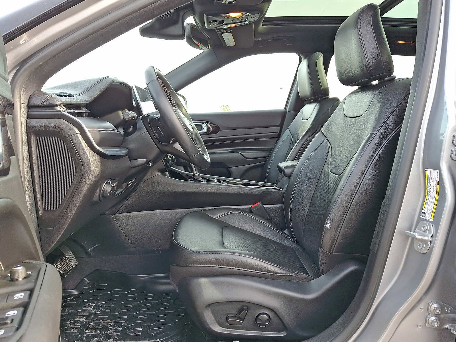 Used 2022 Jeep Compass High Altitude image 12