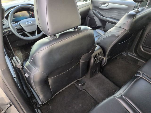 Certified 2024 Ford Escape Platinum image 27