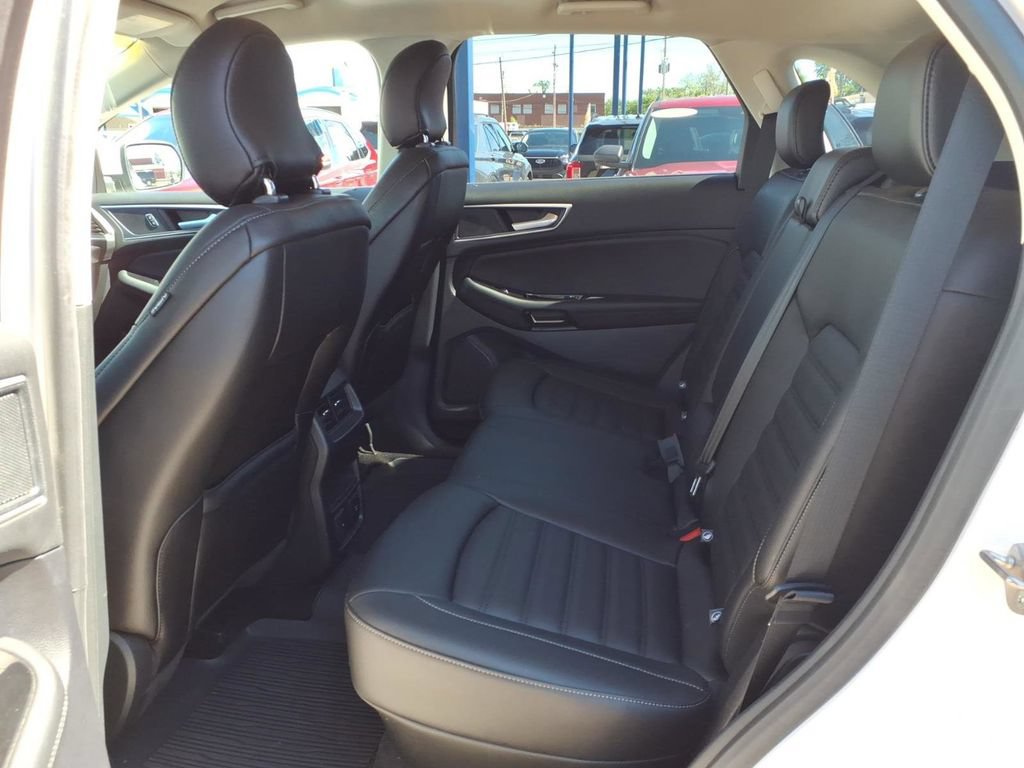 Certified 2019 Ford Edge SEL w/ Equipment Group 201A AWD/4WD image 10