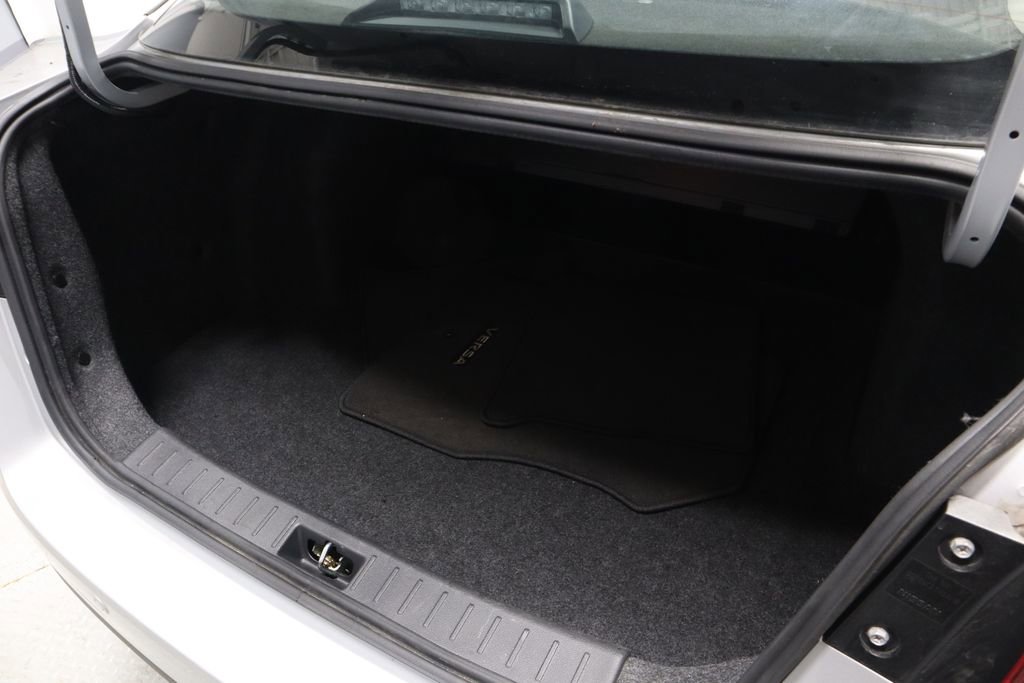 Used 2024 Nissan Versa S image 12