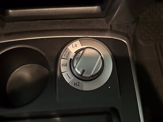 Used 2022 Toyota 4Runner SR5 Premium AWD/4WD image 29