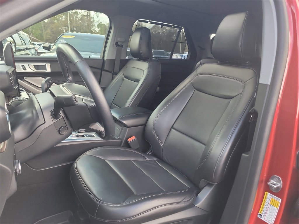 Certified 2023 Ford Explorer Limited w/ Limited Technology Package image 20