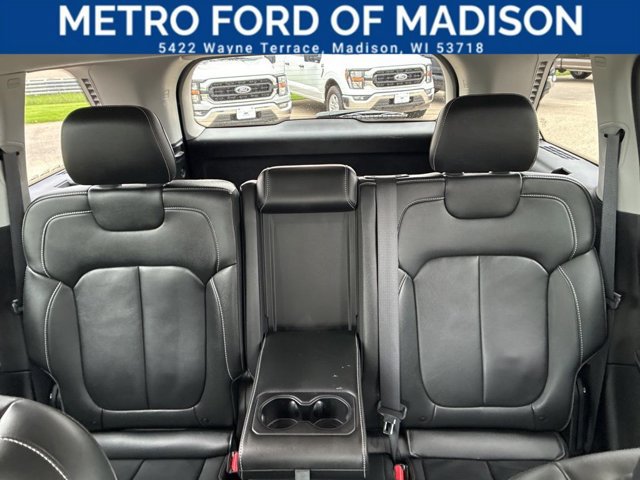 Used 2023 Jeep Grand Cherokee Limited AWD/4WD image 33
