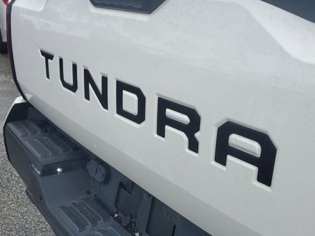 Used 2023 Toyota Tundra SR5 w/ SR5 Convenience Package RWD image 6