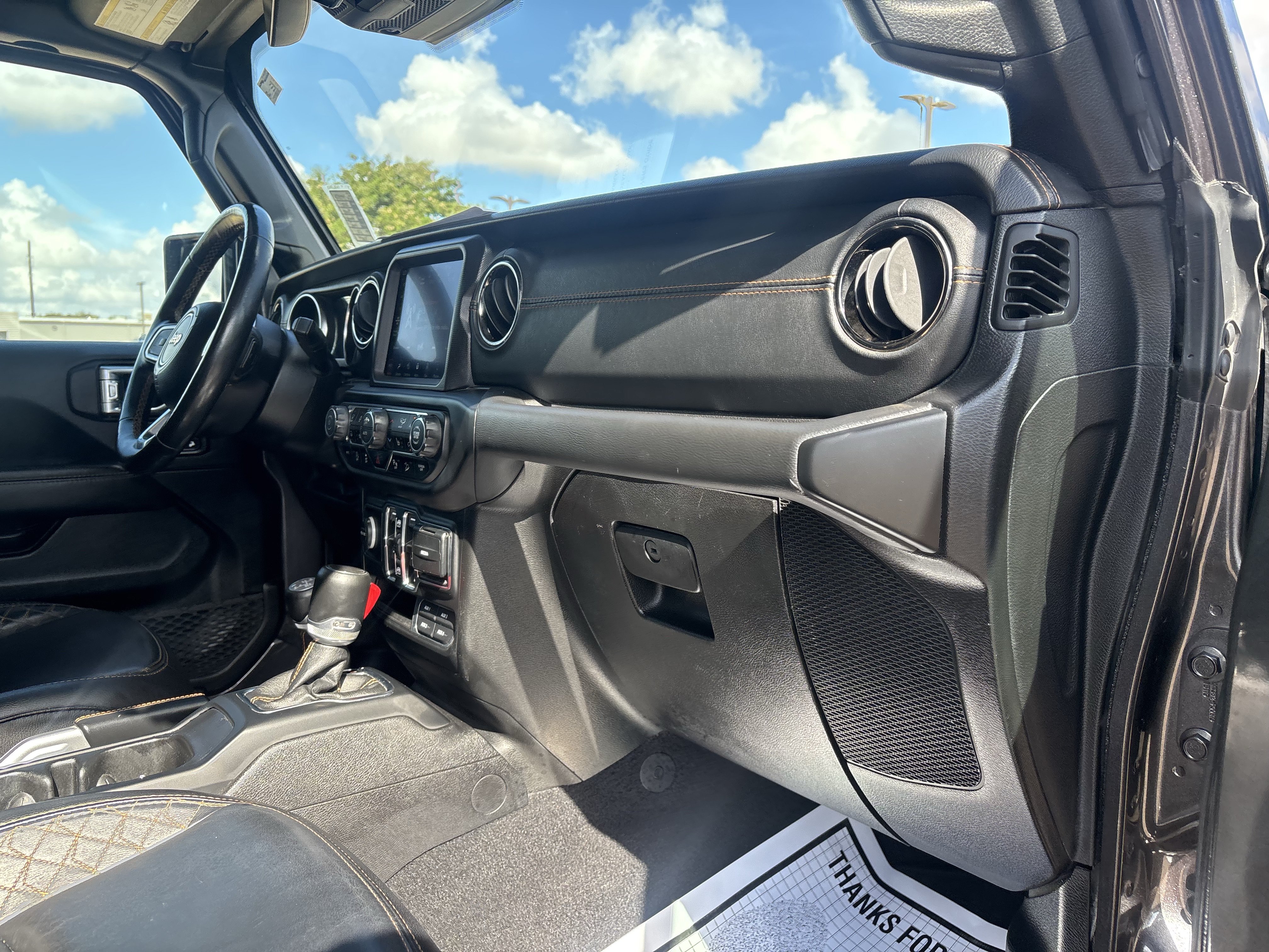 Used 2021 Jeep Wrangler Unlimited Sahara AWD/4WD image 36