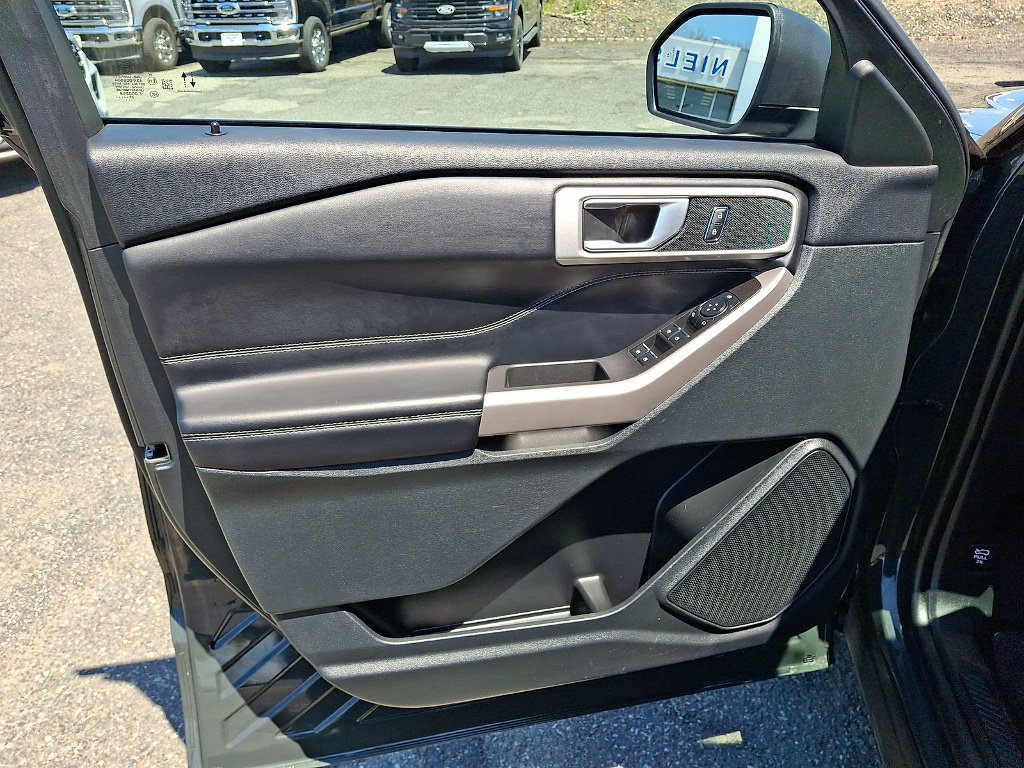 Certified 2023 Ford Explorer XLT w/ Equipment Group 202A AWD/4WD image 16