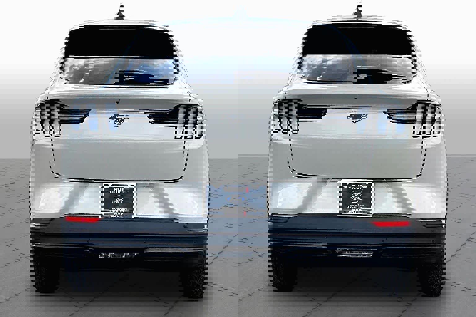 Certified 2025 Ford Mustang Mach-E Select w/ Comfort Package Lite RWD image 2