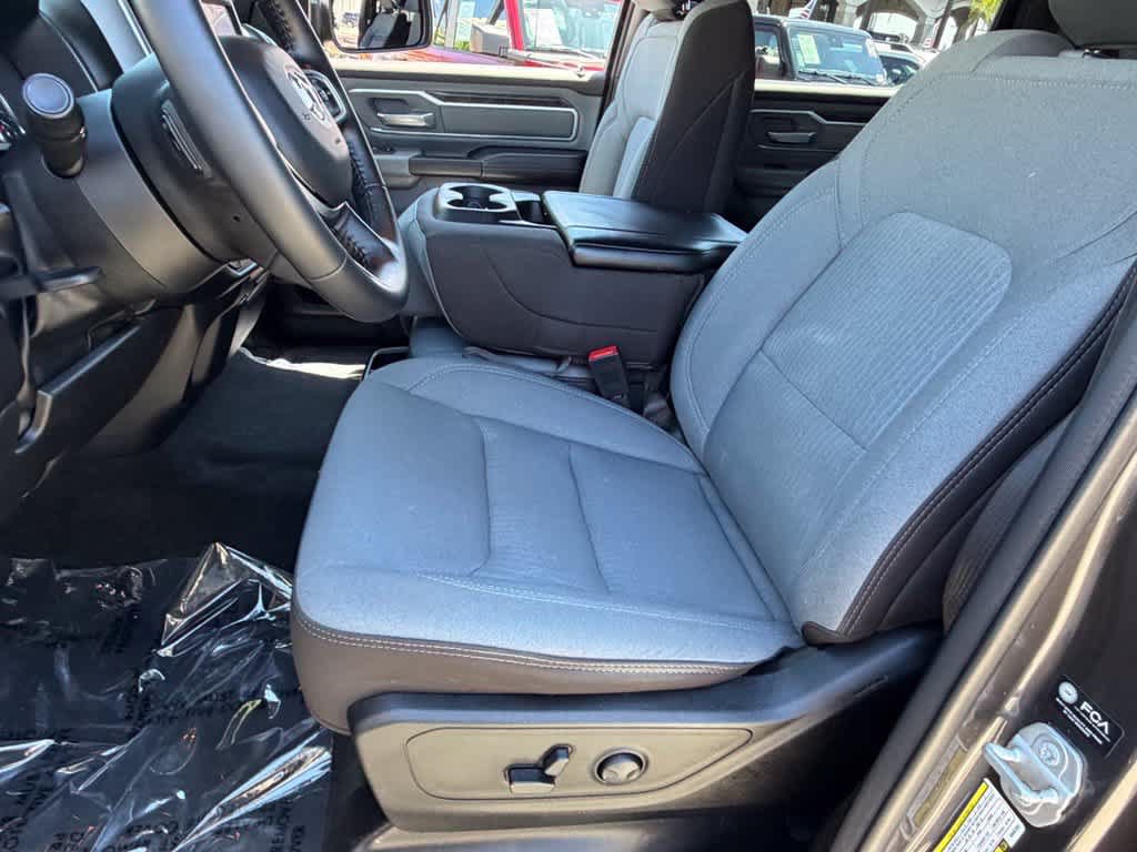 Used 2022 RAM 1500 Big Horn AWD/4WD image 23