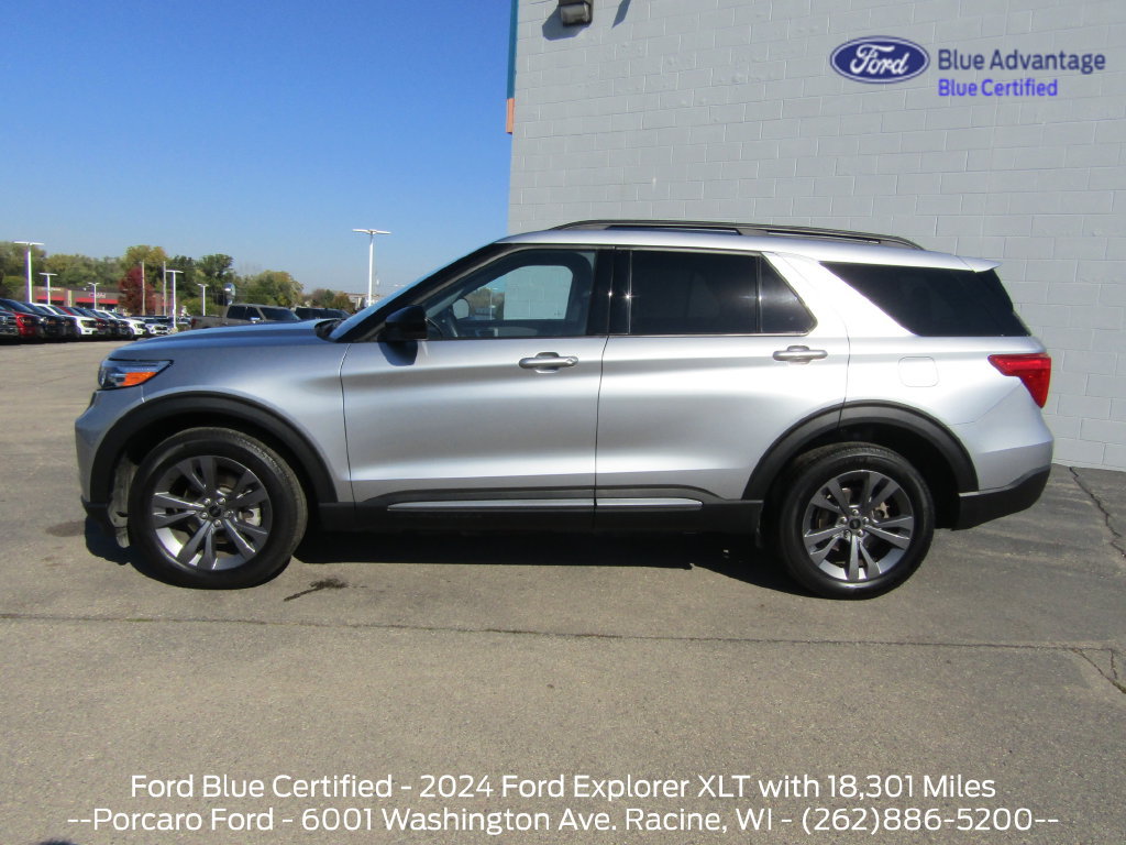 Certified 2024 Ford Explorer XLT w/ Equipment Group 202A AWD/4WD image 2