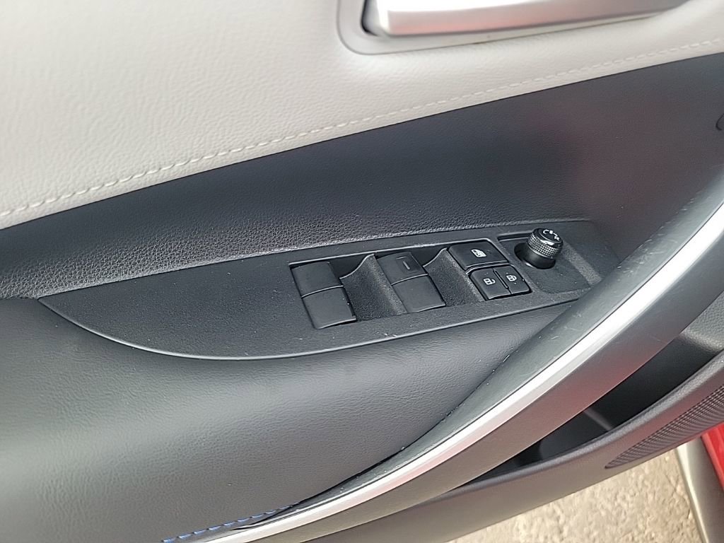 Used 2020 Toyota Corolla SE image 41