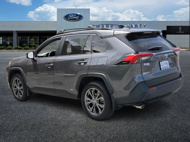 Used 2023 Toyota RAV4 XLE Premium AWD/4WD image 5