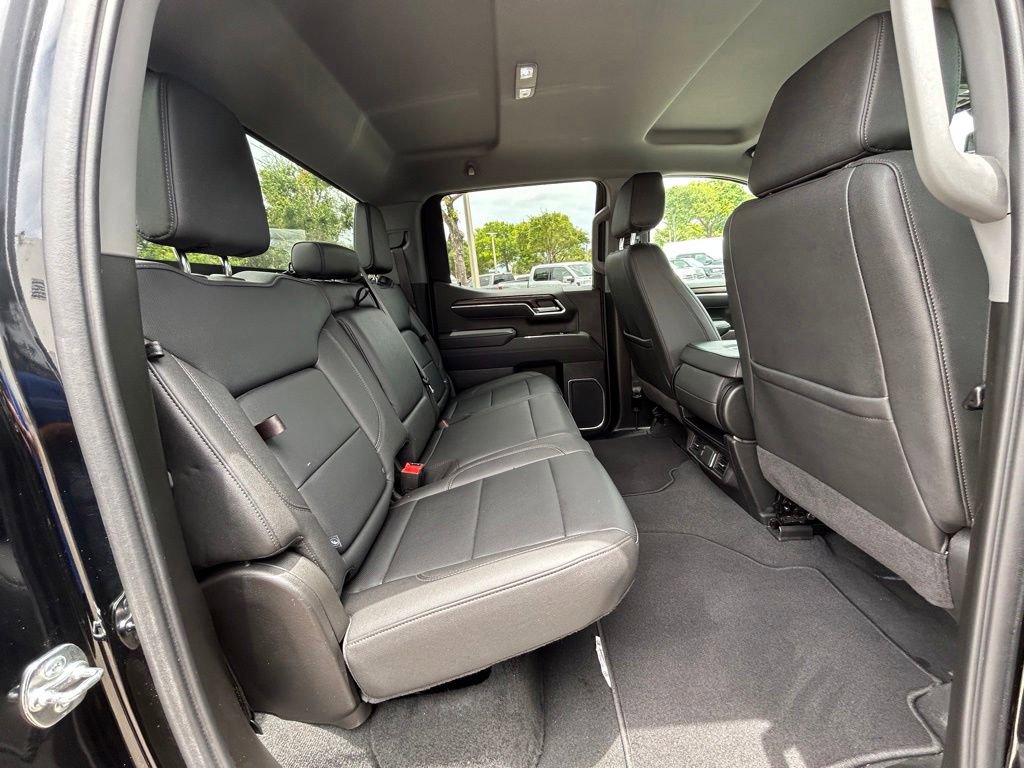 Used 2026 GMC Sierra 1500 SLT RWD image 31