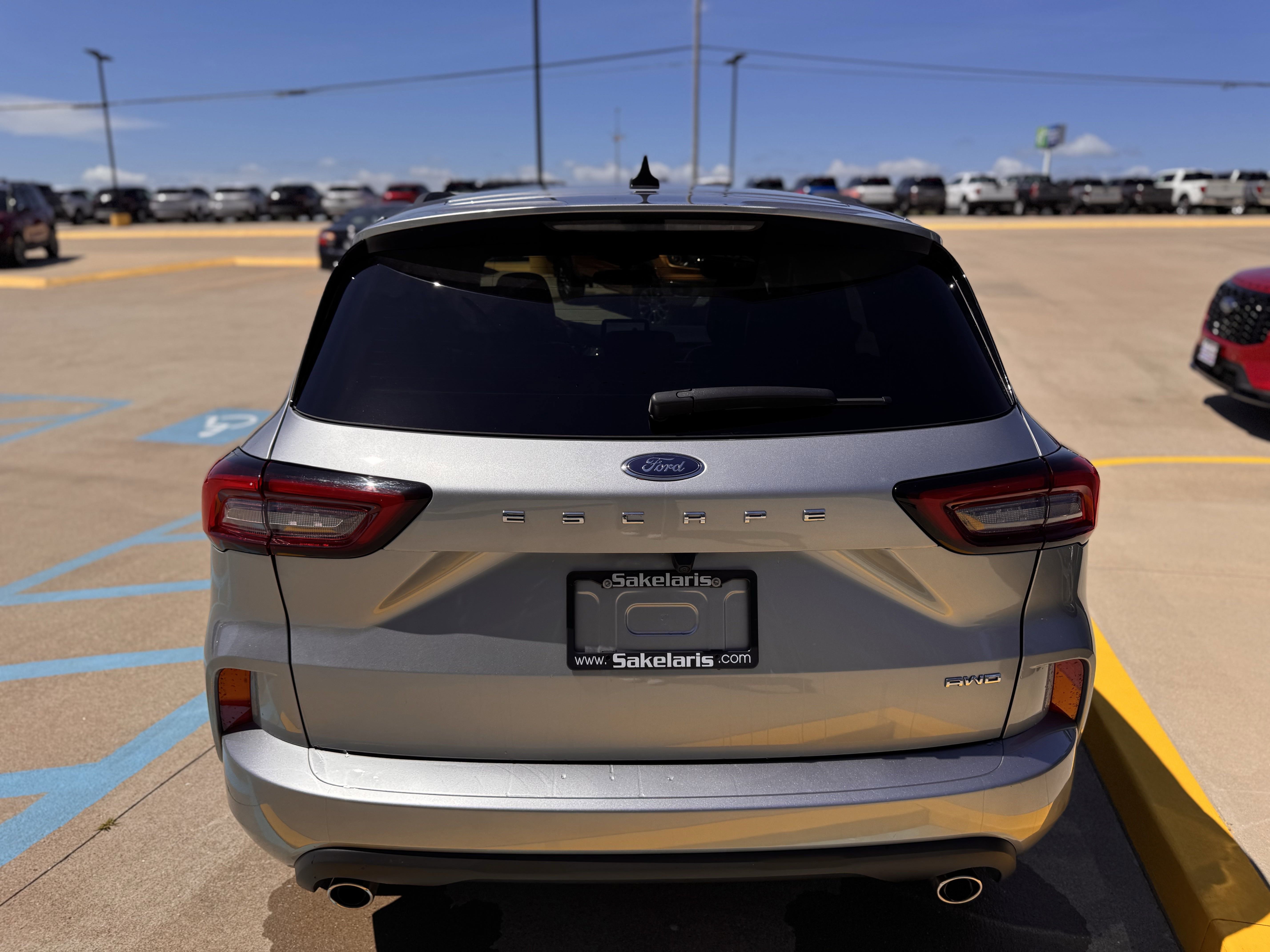 Certified 2023 Ford Escape ST-Line image 4