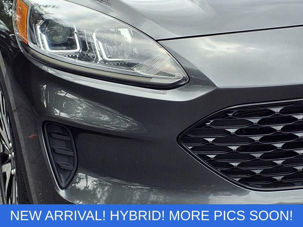 Certified 2020 Ford Escape SE Sport AWD/4WD image 32